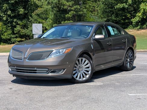 Used 2015 Lincoln MKS w/ Equipment Group 101A FWD image 3