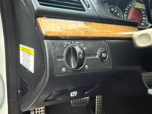 Used 2008 Mercedes-Benz E 63 AMG 4dr Sdn 6.3L AMG RWD image 38