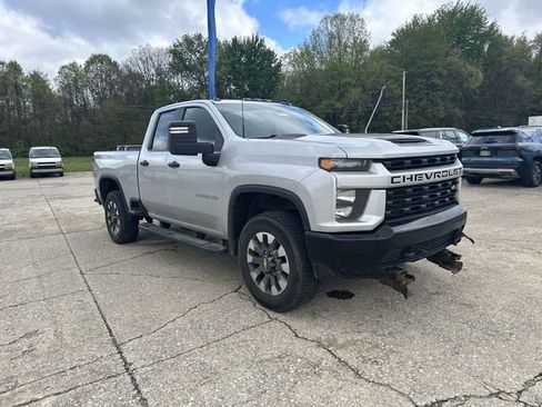 Used 2023 Chevrolet Silverado 2500 Custom w/ Custom Value Package AWD/4WD image 11