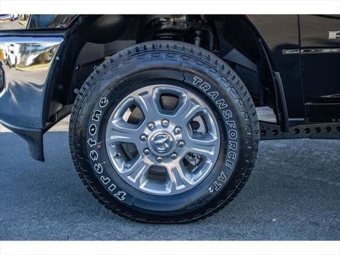 Certified 2025 RAM 2500 Big Horn AWD/4WD image 5