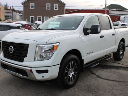Certified 2022 Nissan Titan SV w/ SV Convenience Package