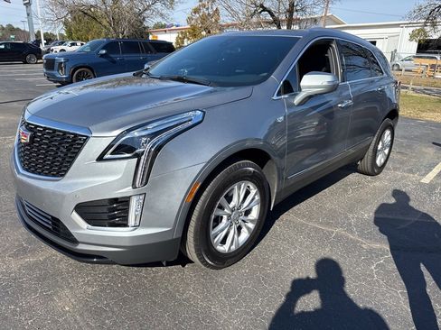 Certified 2024 Cadillac XT5 Luxury image 2