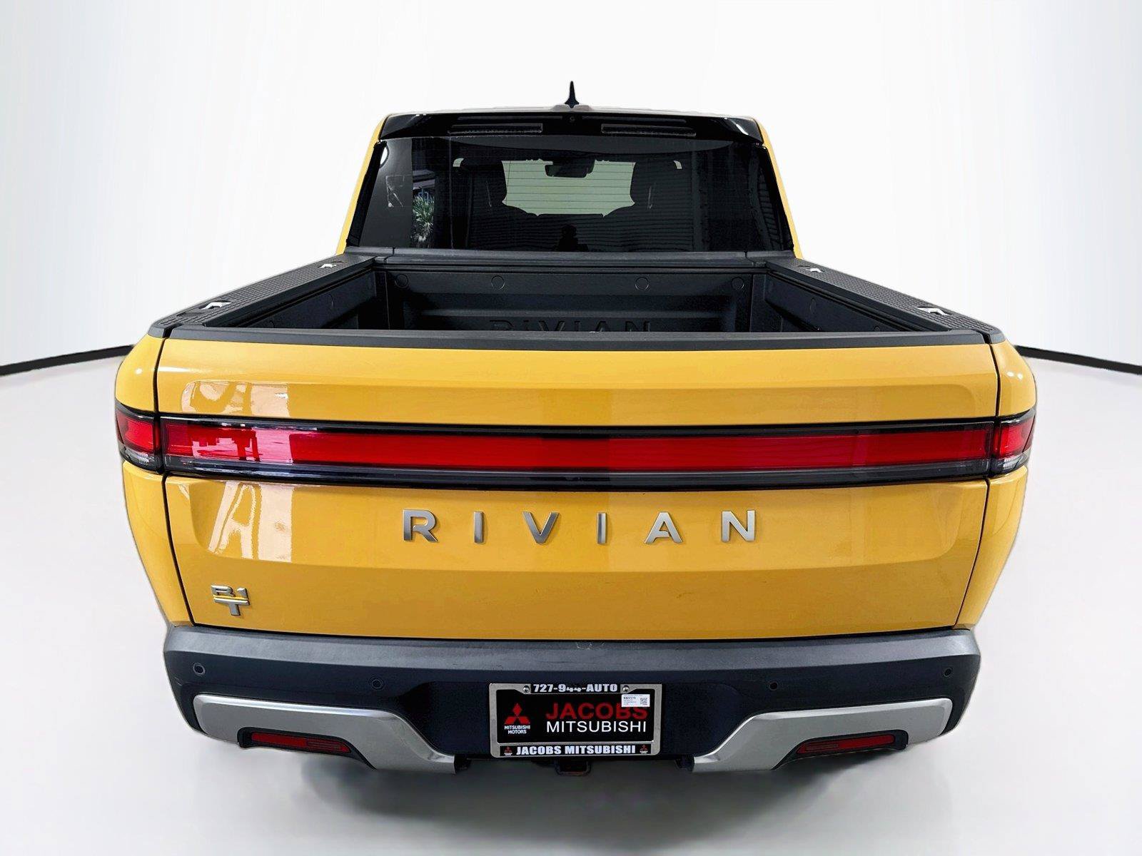 Used 2023 Rivian R1T Adventure Quad AWD/4WD image 5