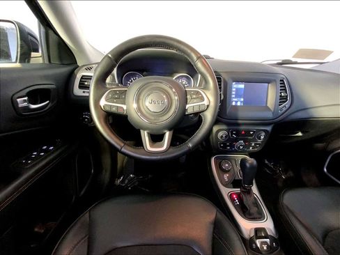 Used 2019 Jeep Compass Latitude w/ Cold Weather Group image 13