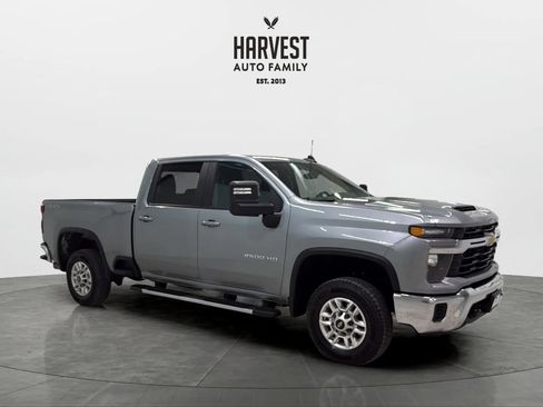 Used 2026 Chevrolet Silverado 2500 LT AWD/4WD image 9