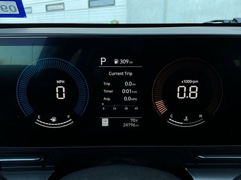 Used 2025 Hyundai Kona SEL image 39