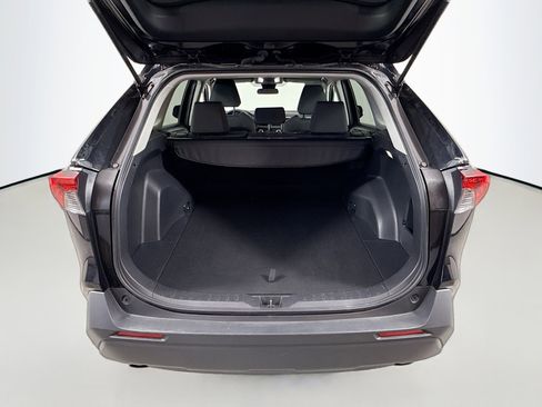 Used 2025 Toyota RAV4 XLE image 22