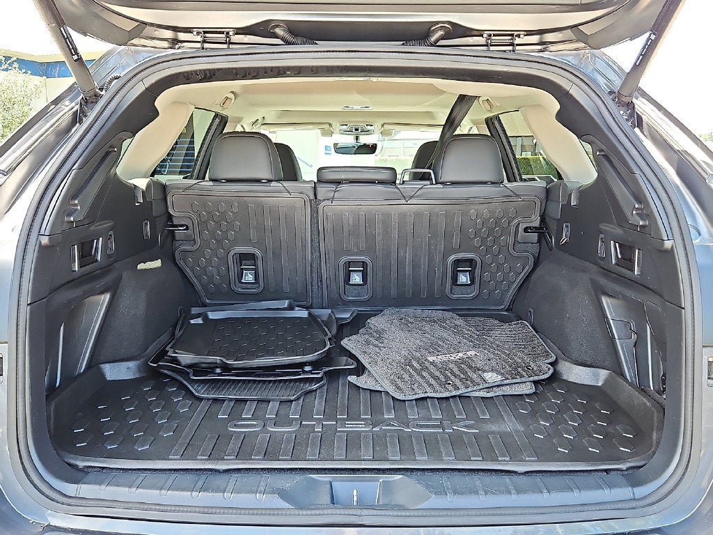 Used 2020 Subaru Outback Onyx Edition XT AWD/4WD image 30