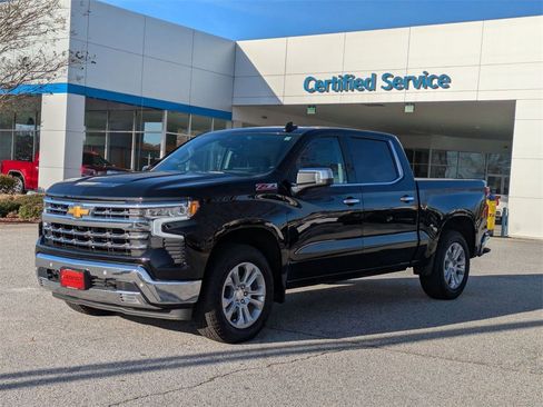 Used 2025 Chevrolet Silverado 1500 LTZ image 4