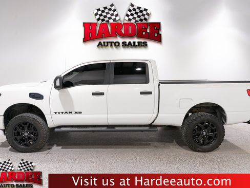 Used 2019 Nissan Titan SL w/ Midnight Edition AWD/4WD image 1