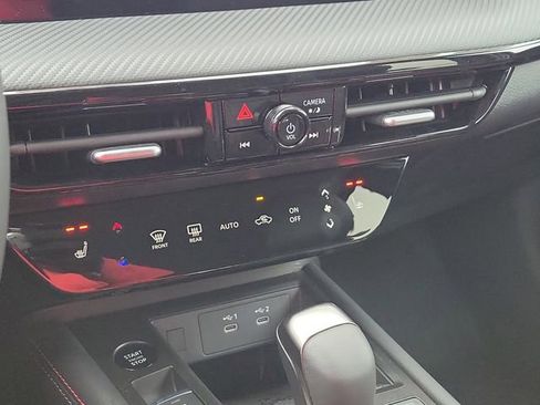 New 2026 Nissan Kicks SR w/ Cold Weather Package image 29