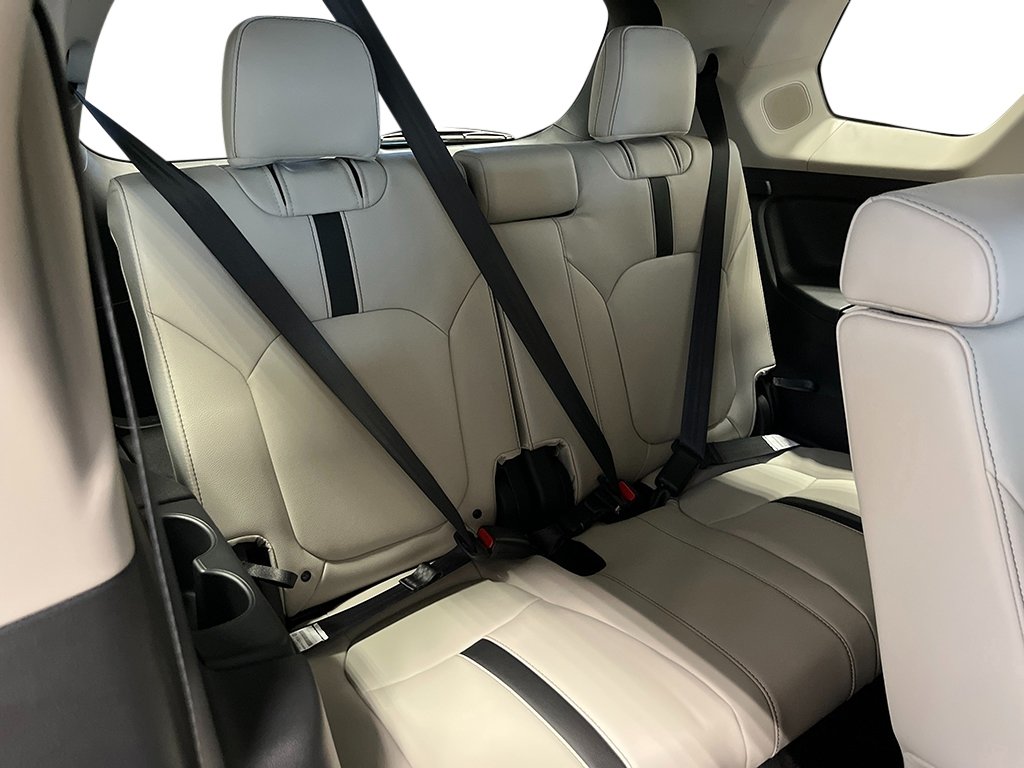New 2026 Honda Pilot Touring image 28