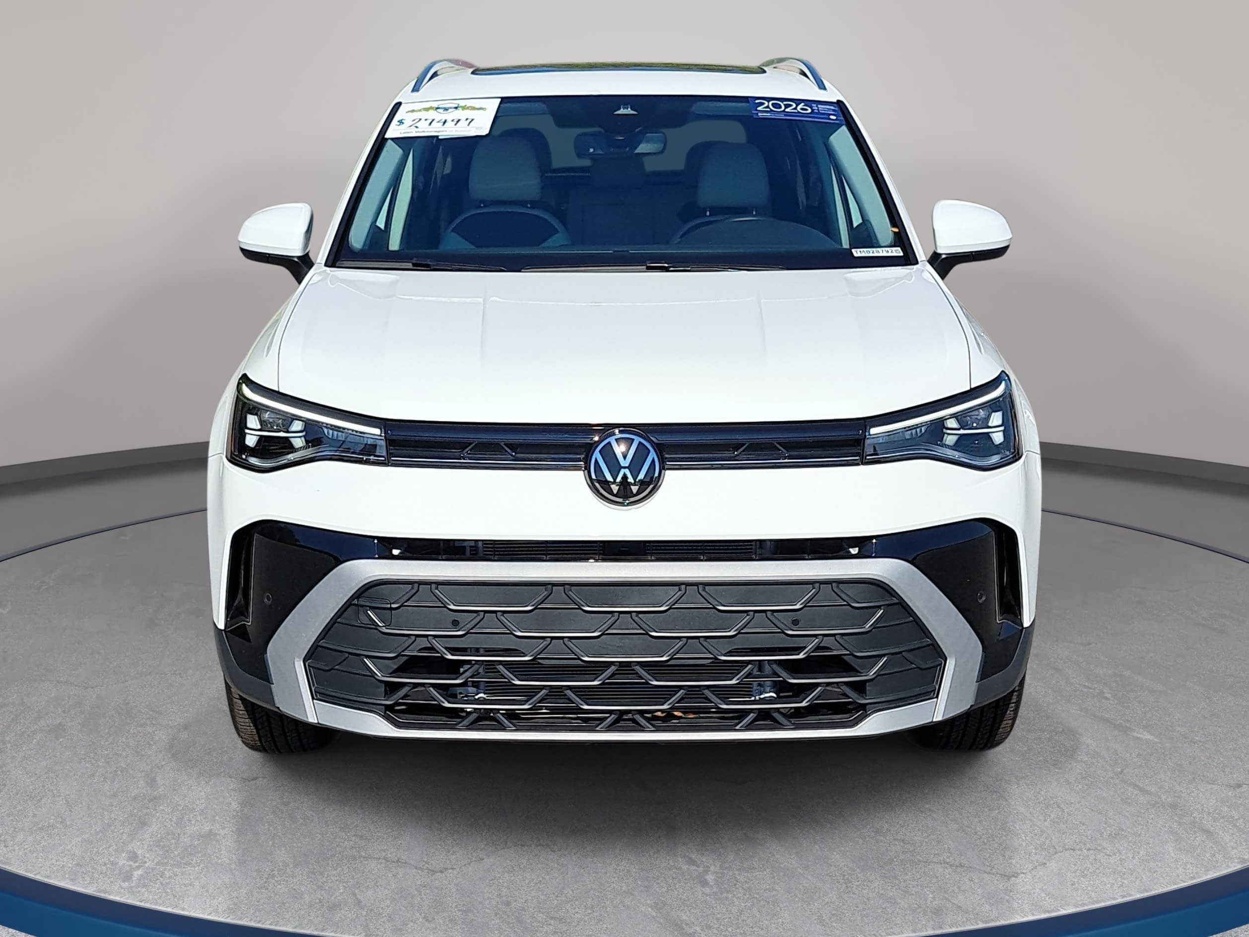 Certified 2026 Volkswagen Taos SE AWD/4WD image 2