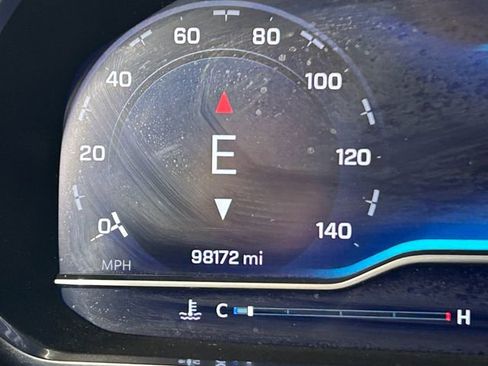 Used 2023 Chevrolet Tahoe High Country AWD/4WD image 19