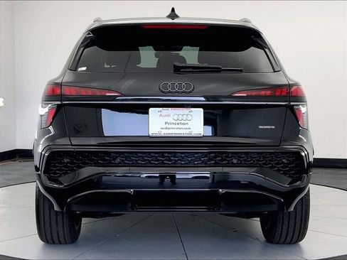 New 2026 Audi Q3 quattro 2.0T AWD/4WD image 14
