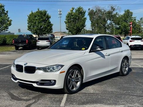 Used 2013 BMW 335i xDrive Sedan AWD/4WD image 3