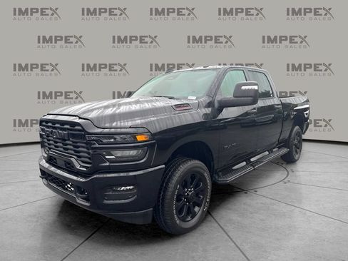 Used 2025 RAM 2500 Big Horn AWD/4WD image 1
