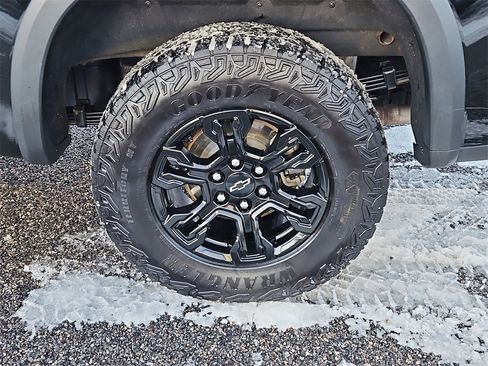 Certified 2024 Chevrolet Silverado 1500 ZR2 w/ Technology Package image 8