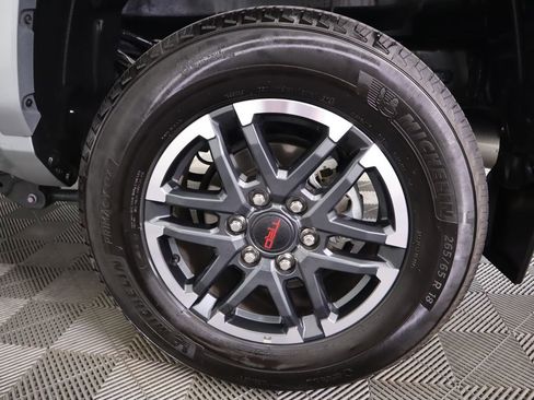 Used 2024 Toyota Tacoma TRD Sport image 31