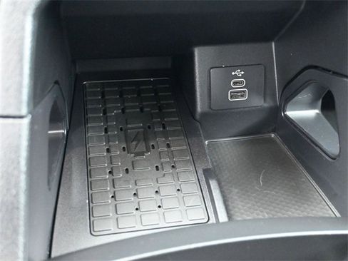 Used 2024 Ford Ranger XLT image 26