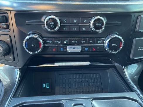 Used 2023 Ford F150 Lariat image 28