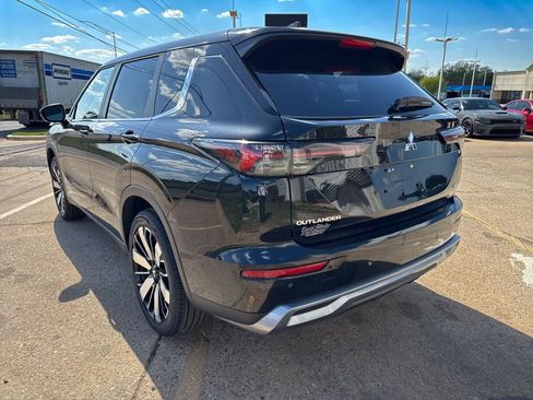 New 2026 Mitsubishi Outlander SE AWD/4WD image 6
