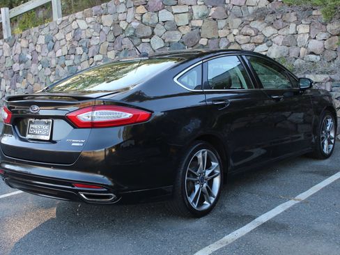 Used 2014 Ford Fusion Titanium image 9
