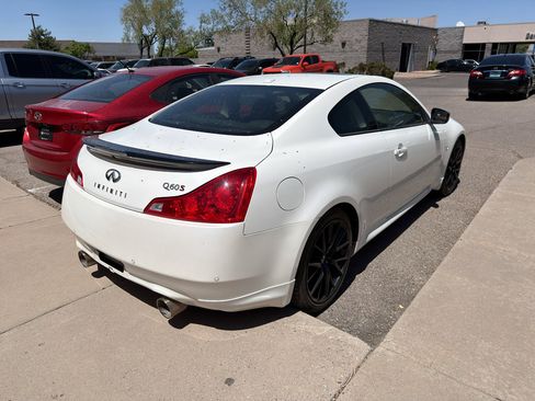 Used 2015 INFINITI Q60 Sport Limited image 11