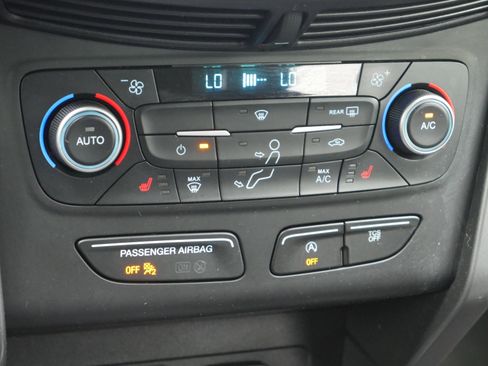 Used 2019 Ford Escape SE AWD/4WD image 12