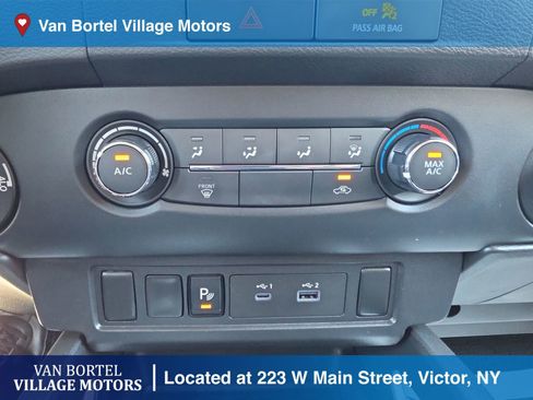 Used 2022 Nissan Frontier SV w/ Technology Package AWD/4WD image 22