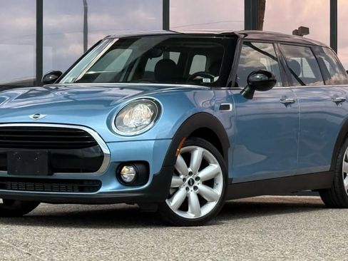 Used 2016 MINI Cooper Clubman image 3