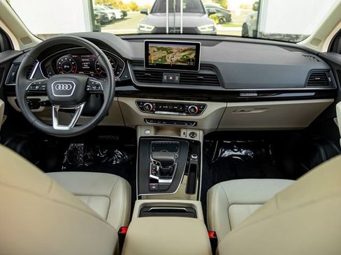 Used 2020 Audi Q5 2.0T Premium Plus w/ Premium Plus Package AWD/4WD image 21