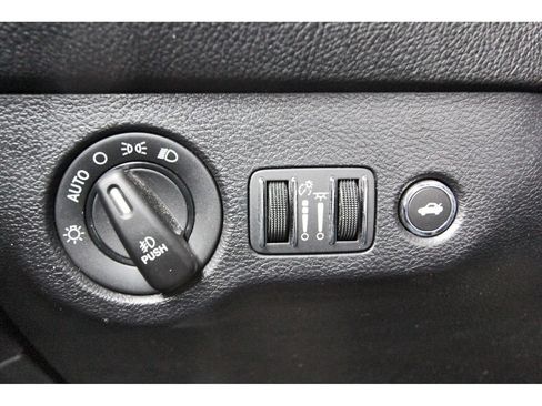 Used 2020 Dodge Challenger SXT w/ Blacktop Package RWD image 21