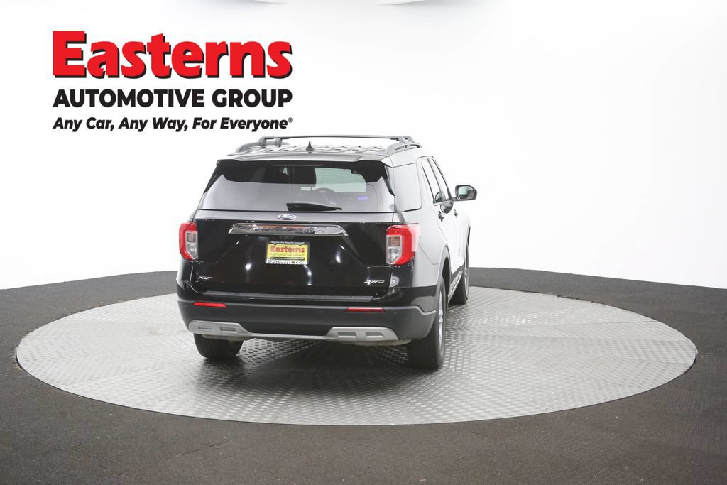 Used 2022 Ford Explorer XLT w/ Equipment Group 202A AWD/4WD image 39