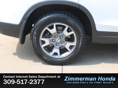 Certified 2023 Honda Passport TrailSport image 22