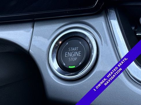 Used 2025 Chevrolet Trax LT w/ LT Convenience Package image 22