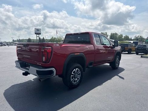 Used 2024 GMC Sierra 2500 SLE AWD/4WD image 4