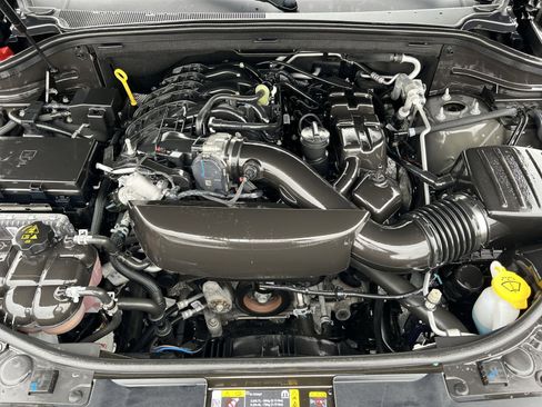 Used 2024 Dodge Durango SXT image 26