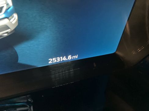 Used 2023 Ford F150 Lariat w/ Equipment Group 502A High image 40