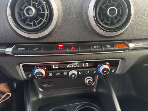 Used 2017 Audi A3 e-tron Premium Plus image 34