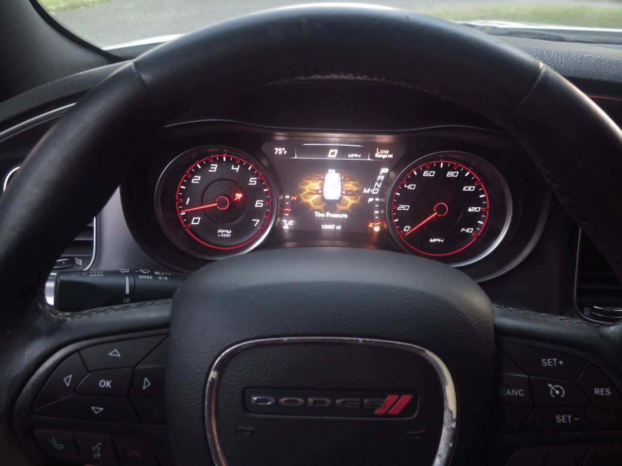 Used 2015 Dodge Charger SE w/ Popular Equipment Group RWD image 8