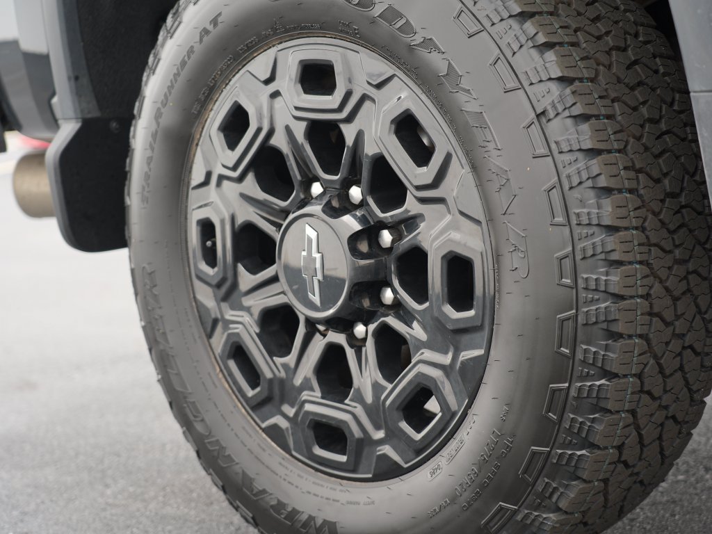 Certified 2024 Chevrolet Silverado 3500 High Country w/ High Country Premium Package AWD/4WD image 31