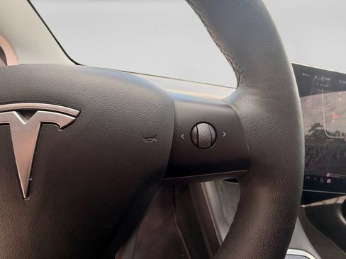 Used 2021 Tesla Model 3 Long Range AWD/4WD image 25