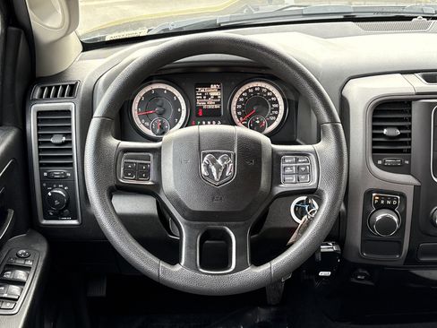 Used 2019 RAM 1500 Express image 21