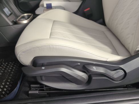 New 2026 MINI Cooper 2-Door Hardtop image 10