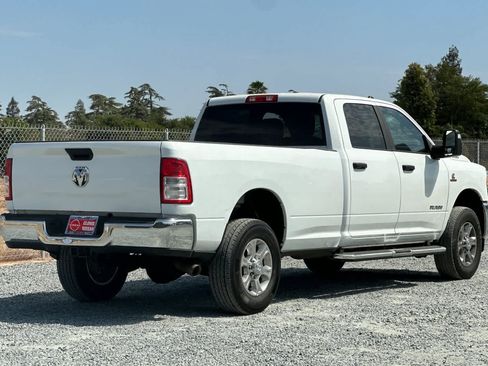 Used 2024 RAM 3500 Big Horn AWD/4WD image 3