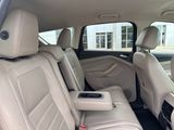 Used 2017 Ford Escape Titanium image 4