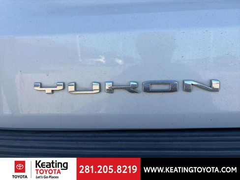 Used 2025 GMC Yukon Denali w/ Sun & Power Step Package image 10