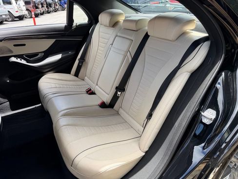 Used 2019 Mercedes-Benz S 450 Sedan image 31