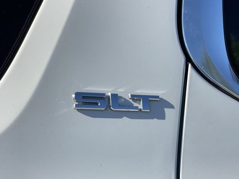 Used 2017 GMC Acadia SLT image 15